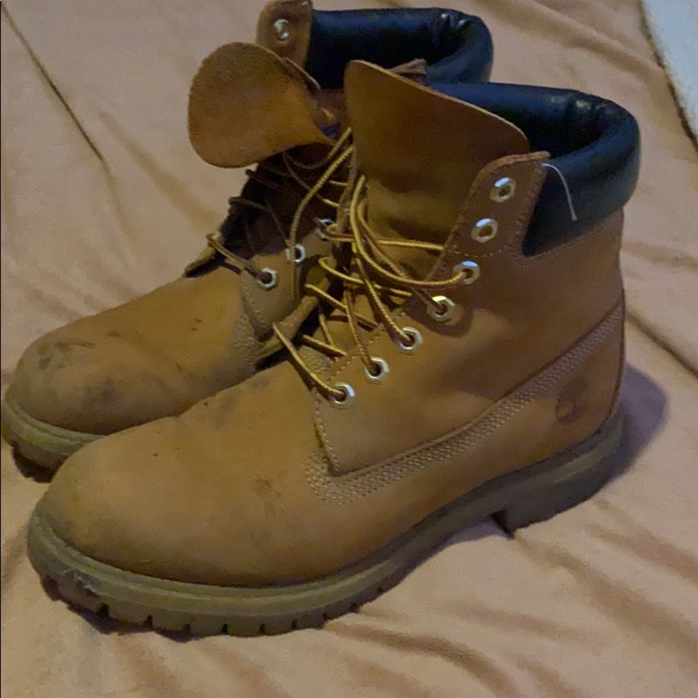 Men’s (used) Timbs Size 11